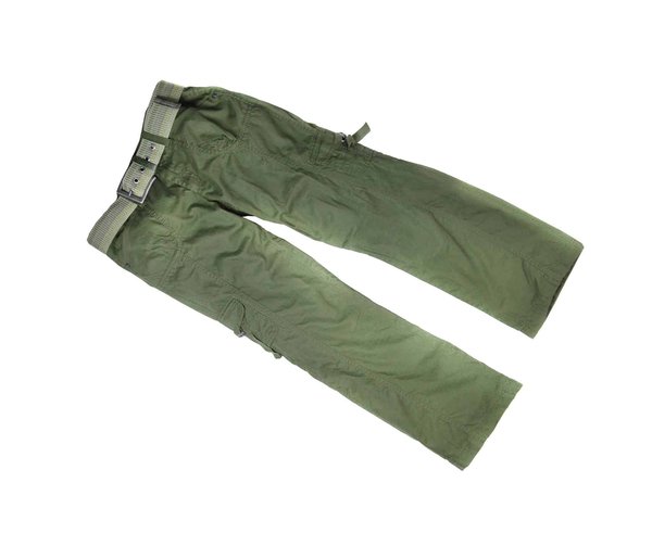 How to Choose Flattering Straight-Leg Trousers for Different Body Types?