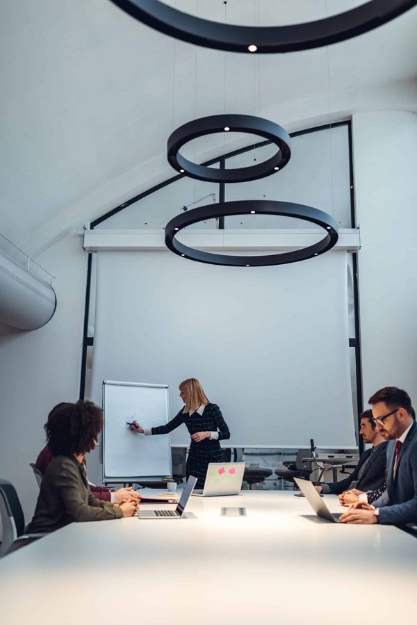 What's the Impact of Digital Nomadism on UK Local Economies?